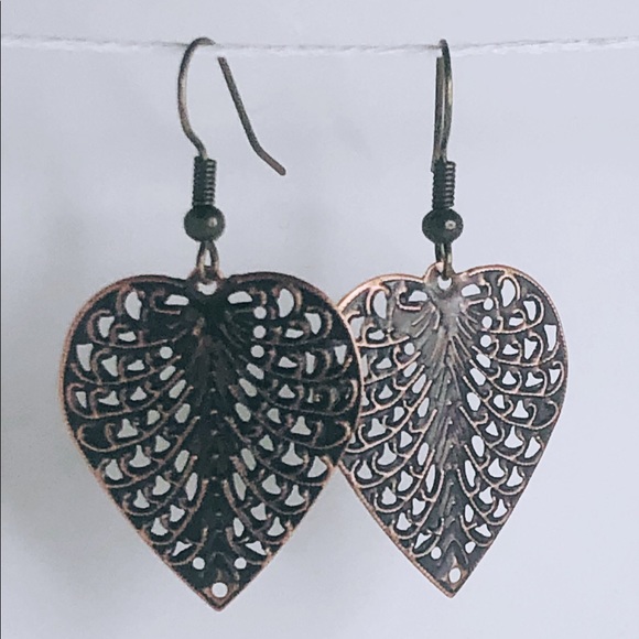 ♡ 2 for 20$ ♡ Heart Cutout Pendant Earrings - Picture 3 of 3